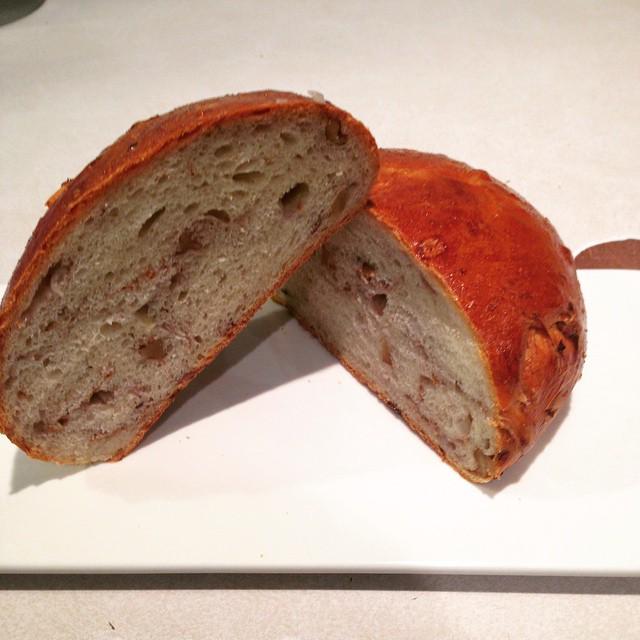 ChinchedBistro's tweet photo. #charcuterieclub #trialrun #walnutonionbread @culinaryqueen6 busy being #happyinthekitchen… http://t.co/B00ANNAzmY http://t.co/MMRl0G8xuW