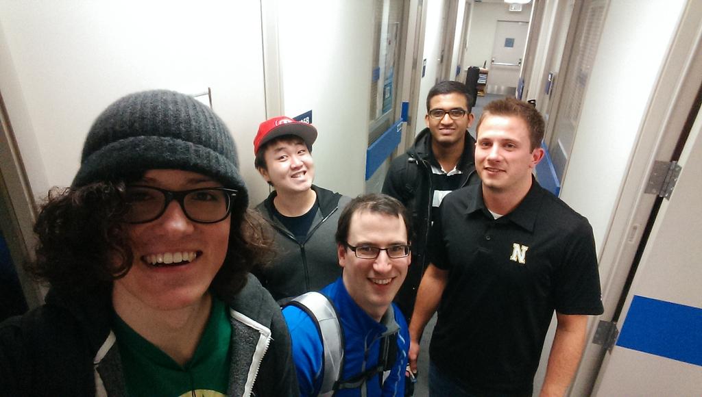callmeCraigB's tweet photo. @MJBlaise  @jb007_joseph @elsle7951 @PERRY_CHAHAL #dmit2000 caught a lifeguard http://t.co/113S2Tw9Zc