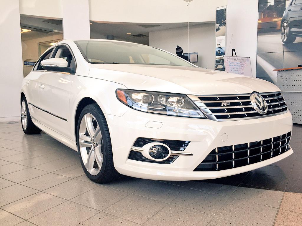 JasonMainManVW's tweet photo. Come out for a test drive! We'll be here until 8pm! #WeGossett #VW #Germantown #TestDrive http://t.co/1HVgQsn4wQ