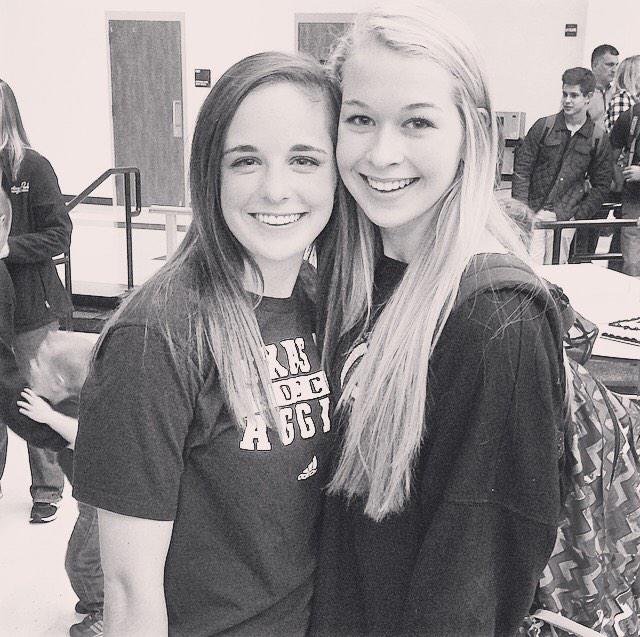 rileyduzenack's tweet photo. wcw is this stud. congrats on signing to a&amp;m. cannot wait to see you play these next few years #SECdoesitbetter 😏❤️ http://t.co/N3mCFe7cPv