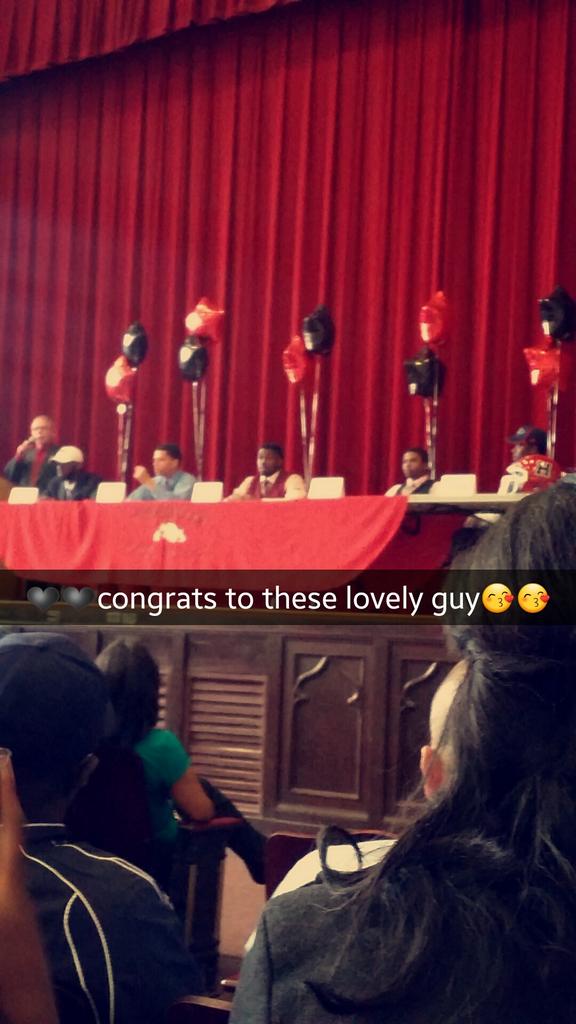 natacha_ben's tweet photo. Congrats to these superb guys!! so happy and proud of them ❤❤😙😙 http://t.co/5sh27Vbj4k
