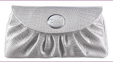 atravellerguy's tweet photo. Deluxe makeup bag #travel http://t.co/6Vdy20urQ7 http://t.co/bnfVDGoies