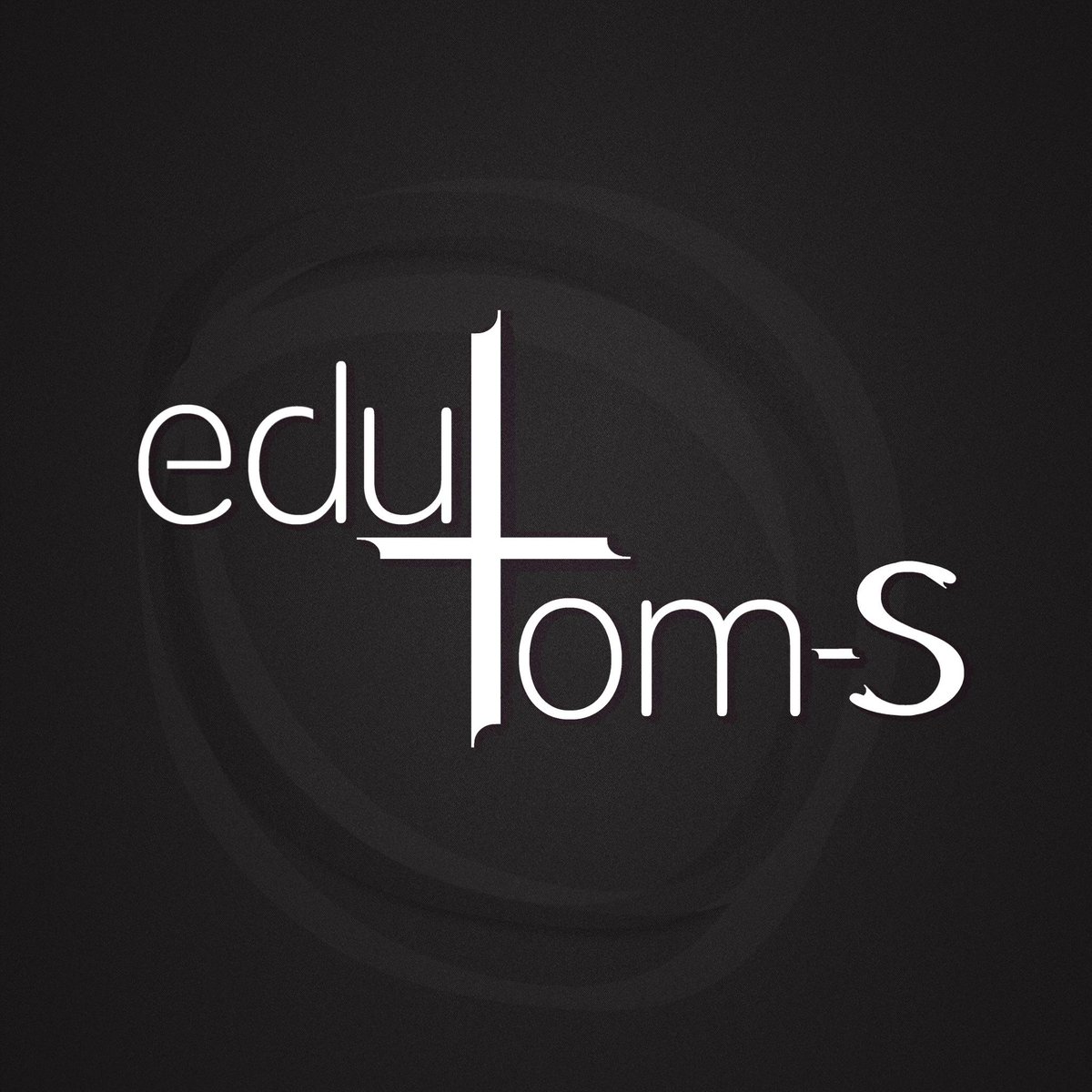 EduTom_S's tweet photo. Acabo de terminar mi nuevo logo con Photoshop!!
Elegancia, estilo y sencillez.
Cremoso!! http://t.co/4gDov34CpU