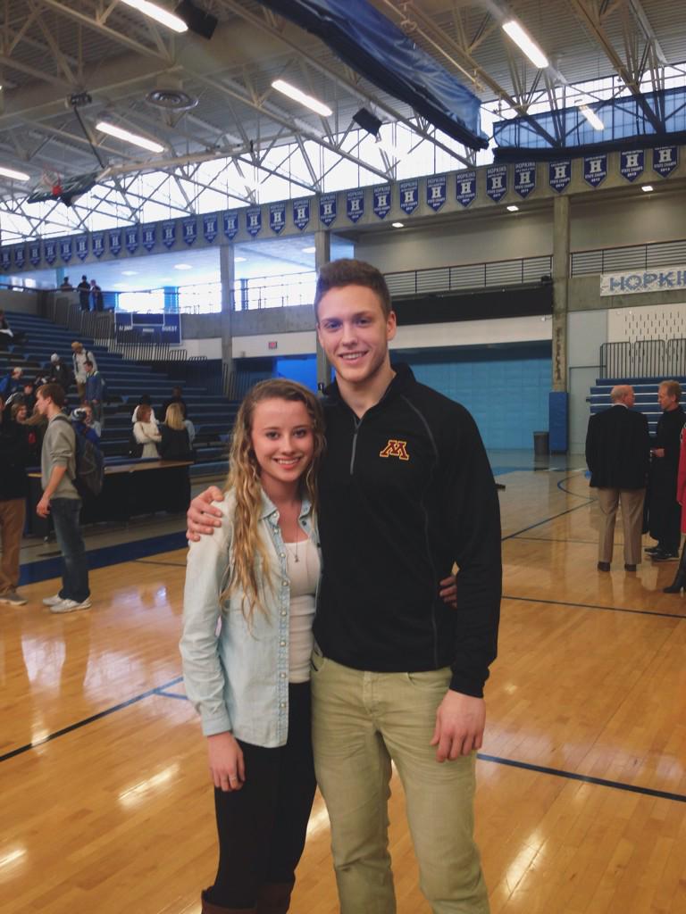 IsabelHall25's tweet photo. Congrats to @JMydra for signing with the gophers today❤️💛 http://t.co/CNv9djrqQN