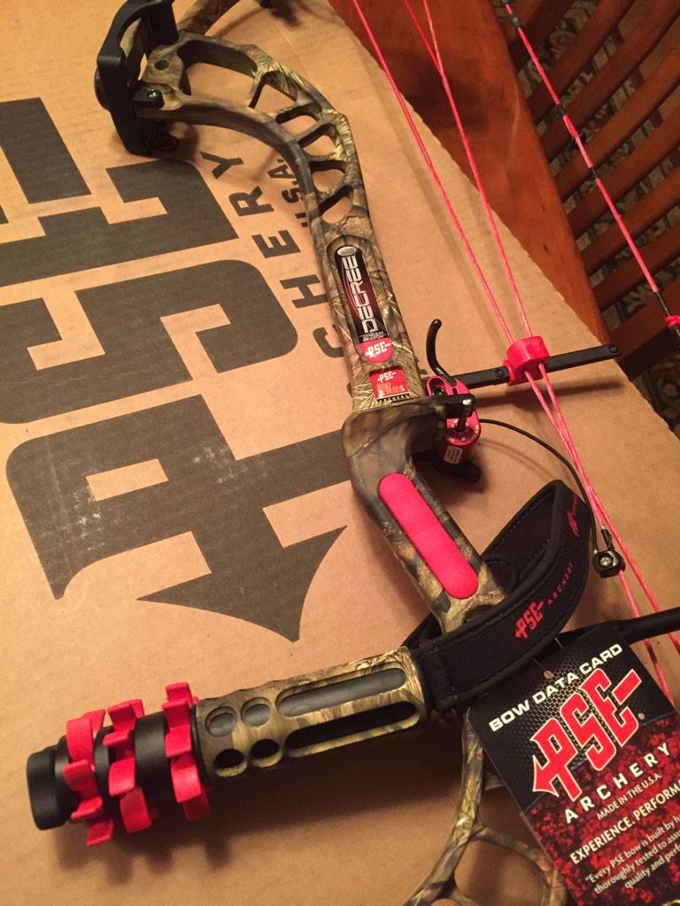 Greg56586193's tweet photo. My new PSE Decree has arrived.  Big Thank You goes out to PSE and Bobby V. for setting it up!!  Cant wait to use it. http://t.co/A8LXxrt5i1