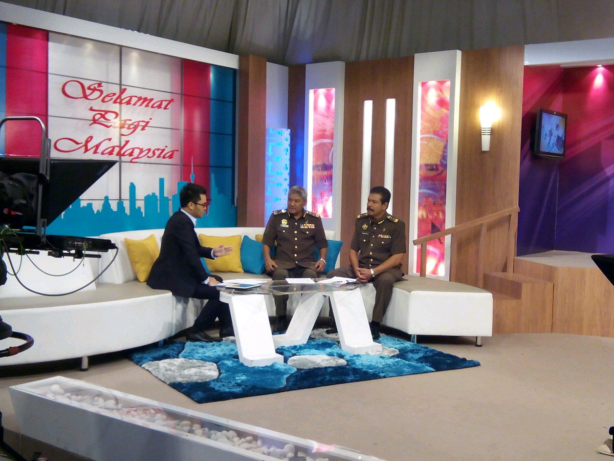 Kucing Gebu tweet media