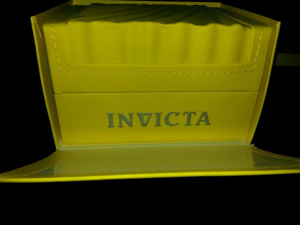 marlon25_1981's tweet photo. @Publicidad_GYE vendo reloj invicta 100% original $200 inf whatsapp 0991717505 http://t.co/MqSQWd36O1