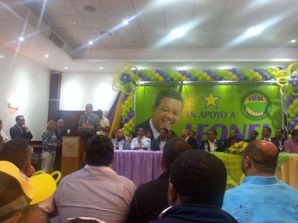 LaNuevaImagenL's tweet photo. #JoseIzquierdo apoyando #NuevaImagenConLeonel #Leonel2016-2020 http://t.co/IzQ4vUvb82