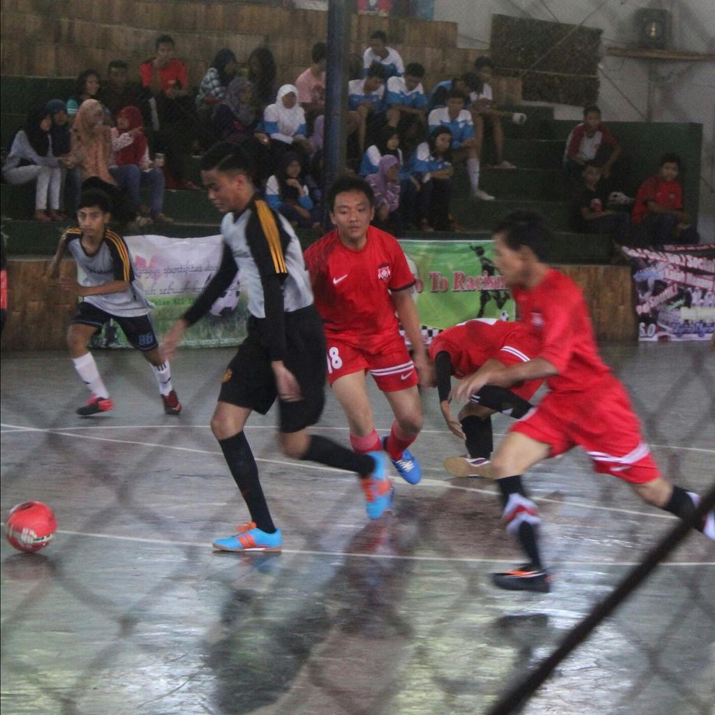 aji_dimas70's tweet photo. #Liga http://t.co/RH22zxoAhA
