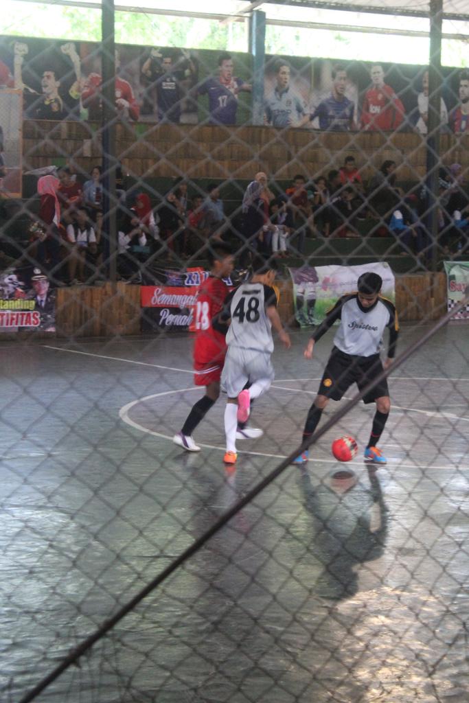 aji_dimas70's tweet photo. #Liga http://t.co/RH22zxoAhA