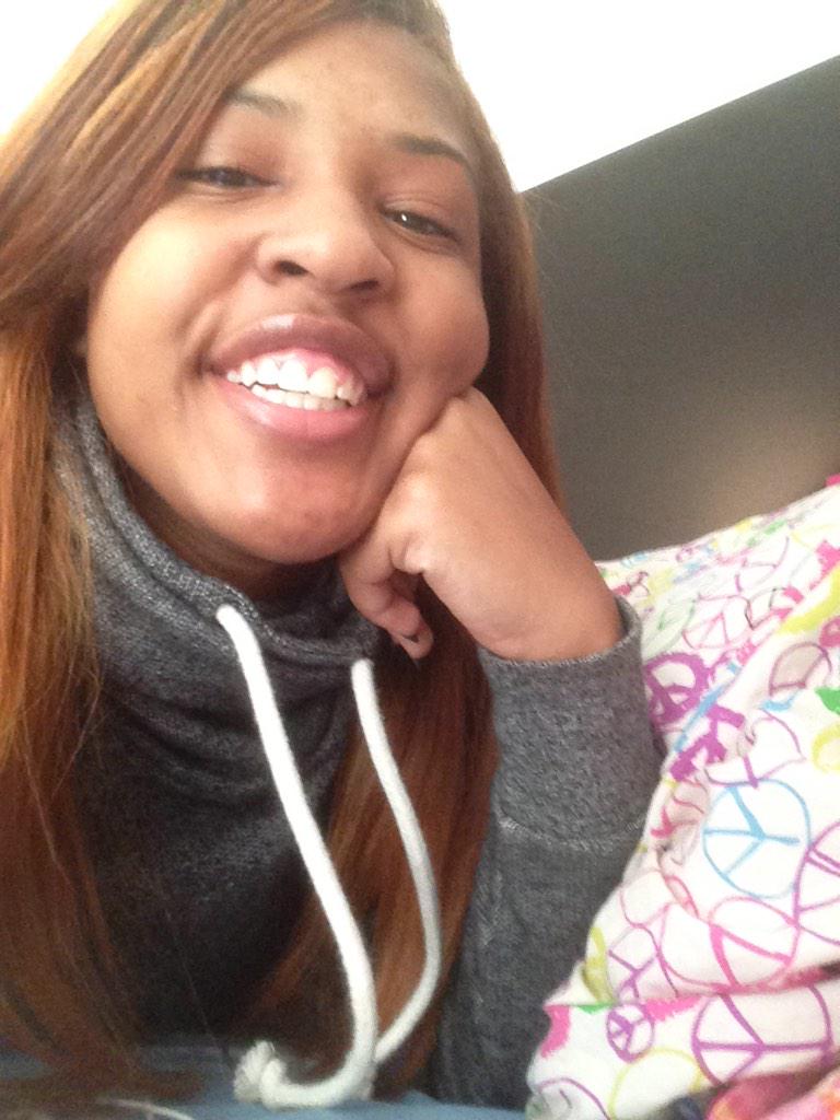xxjazzieeee's tweet photo. #WCE look at the cutie 😂😊 http://t.co/jVjYFx2xY5