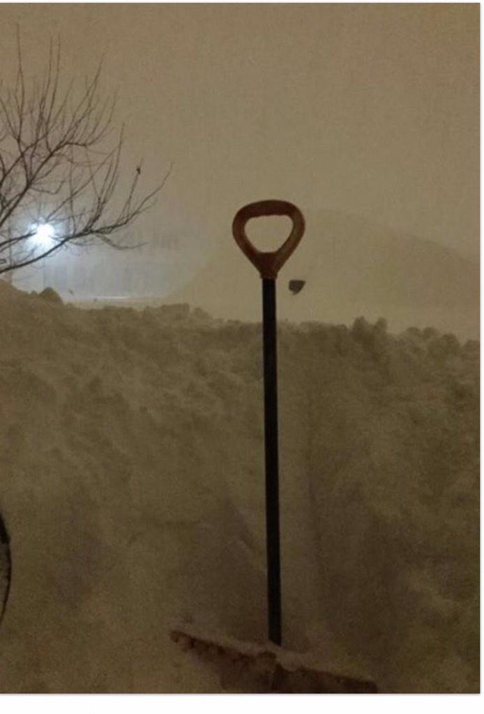 JeffAnimalGuy's tweet photo. I am about done with this snow !! #lakeeffectineffect #716 http://t.co/aDKEoVkGhL