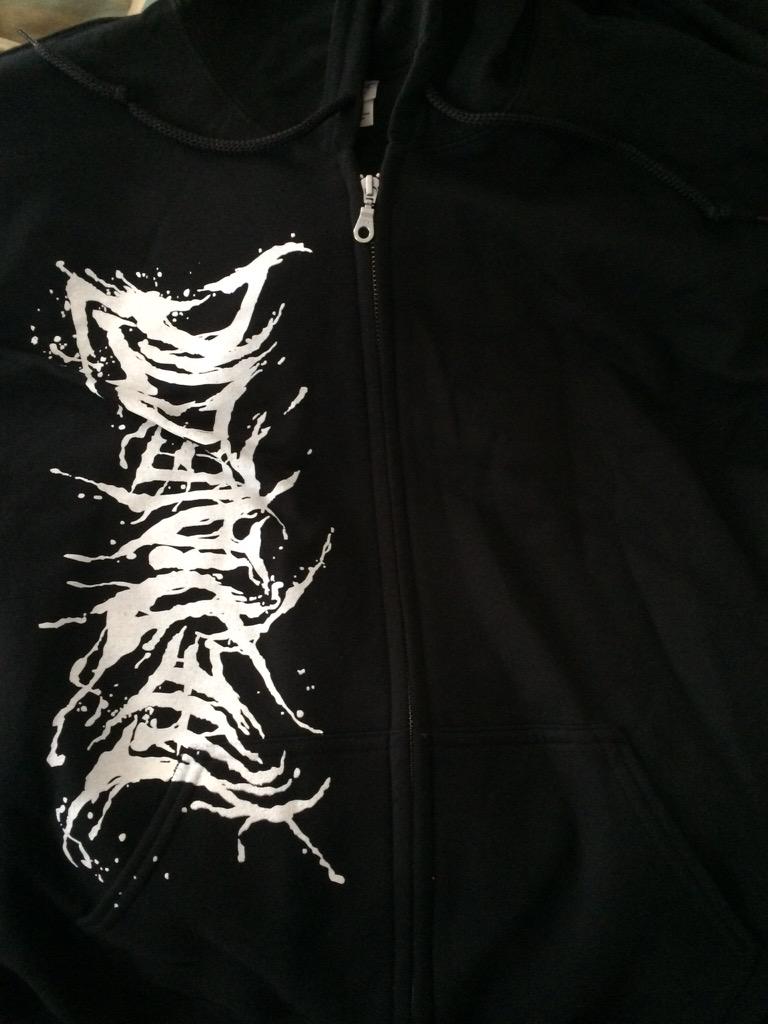 MindlessAsylum's tweet photo. My @TDialecticTx hoodie came in today!!!! I can't wait to wear it to school and frighten more children! #TheDialectic http://t.co/pweCebEFxd