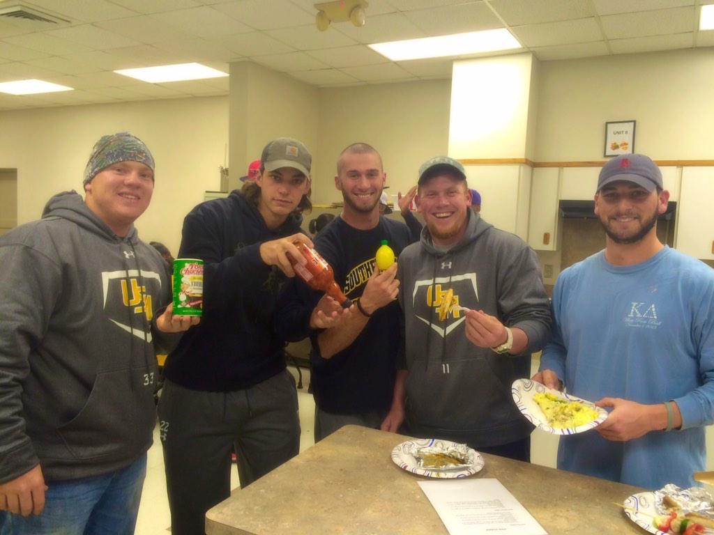 SouthernMisSAEP's tweet photo. Some of @SouthernMissBSB at Cooking 101! #STUDENTathlete #nomnom http://t.co/crVk7Y9HIn
