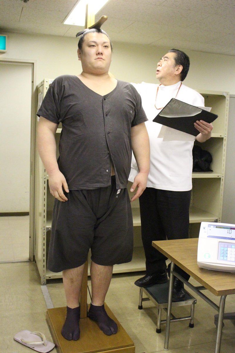 O Xrhsths 日本相撲協会公式 Sto Twitter 健康診断 身長と血圧を測定する 勢 春場所ではご当地力士応援シート企画の対象力士となっています くわしくは Http T Co F14xwqwq91 Sumo Http T Co T1talr9txi