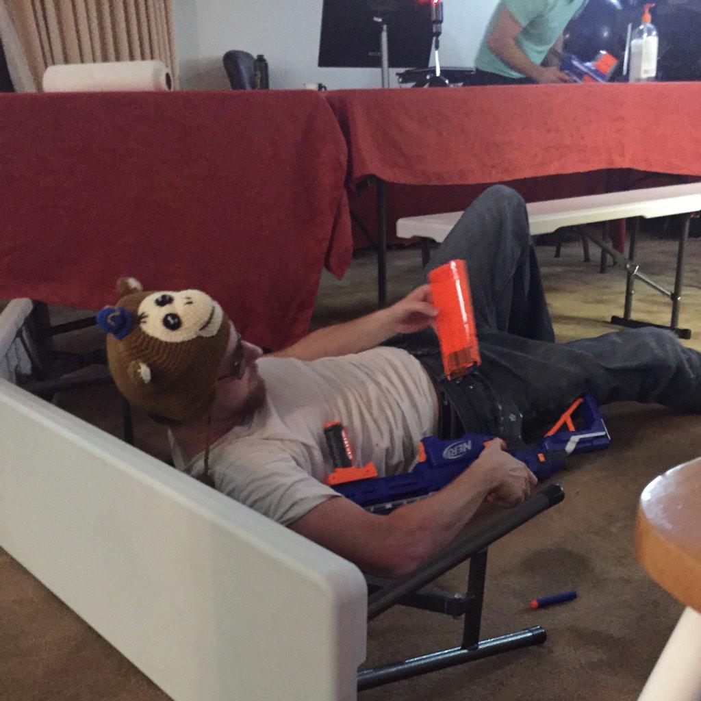 soyzamudio's tweet image. Nerf battle at the house? #codinghouse