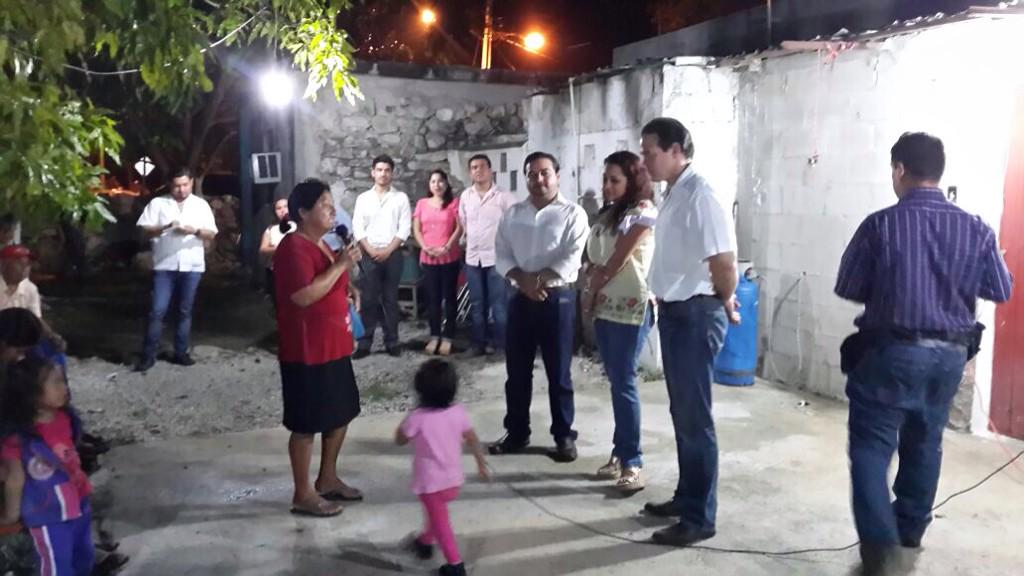 MarioHerreraE's tweet photo. Una amena reunión con la militancia de la comisaría de Noc Ac con @JorgeEsquivelM, de la unión se hace la fuerza. http://t.co/7FAvzA3X0A