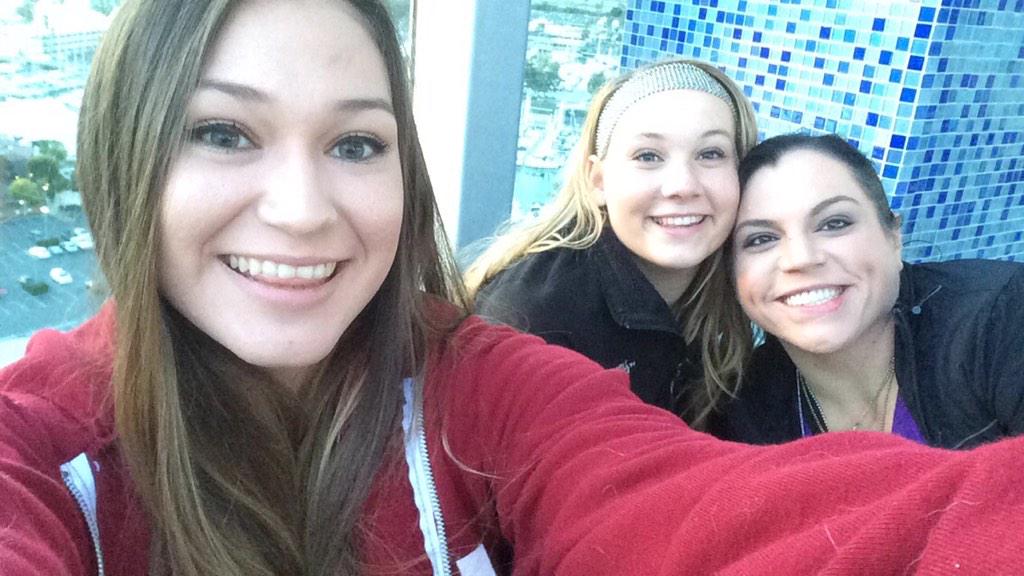 KarielYoung's tweet photo. Missing my Favorite and my Sissy! Bring back #TLLH &amp; #DisneyDays! @TiffanyGiddes &amp; @ohsamnicole can't wait to be home http://t.co/Io1IHA1Qtn