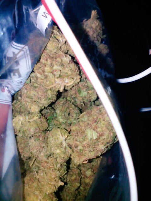 groovyassjay's tweet photo. I got what you need got it for the low http://t.co/qRlqo2oE1L