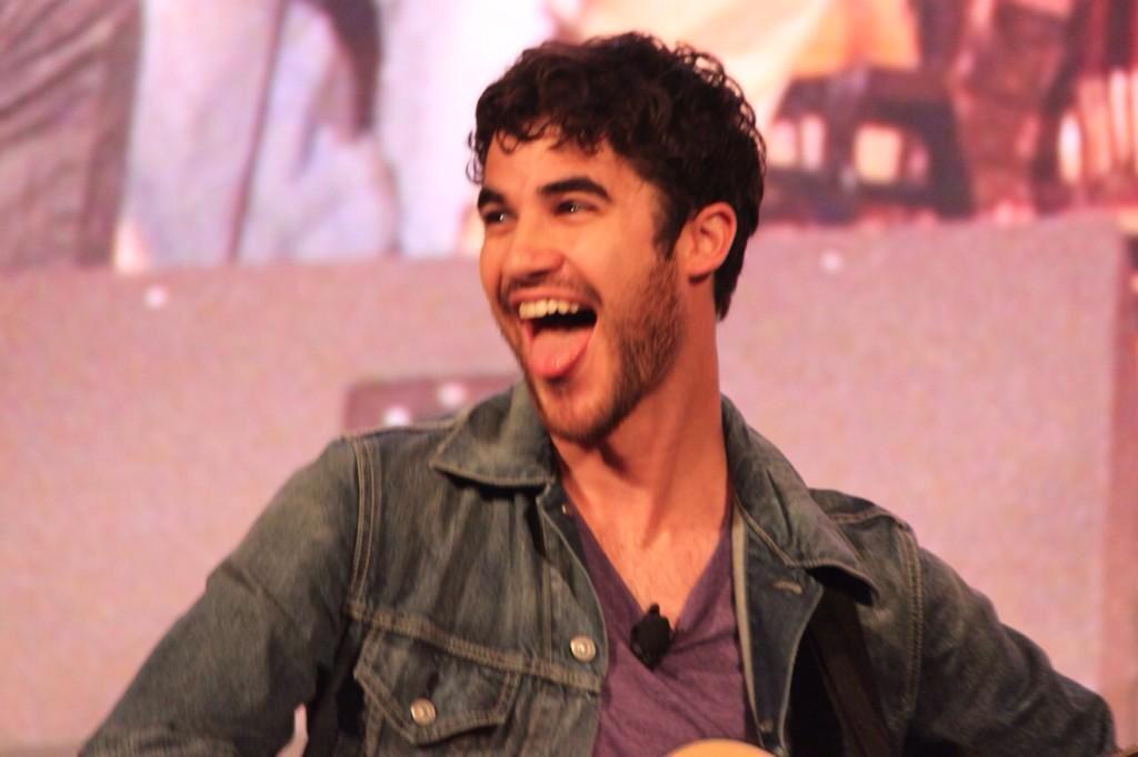 HAPPY BIRTHDAY DARREN CRISS!!!!!!!!!!!         