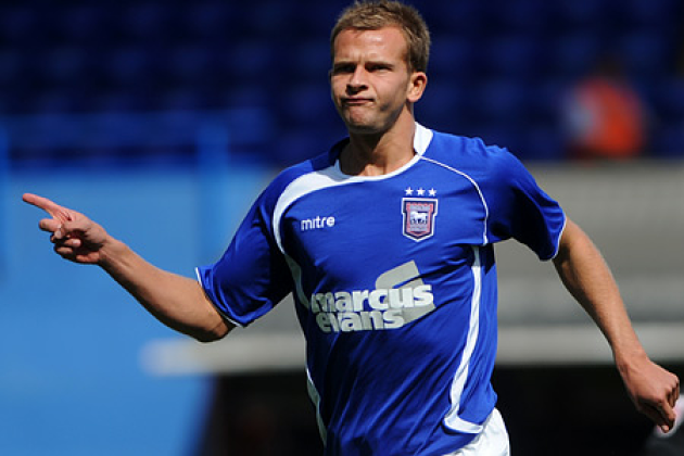 Happy Birthday to former Town striker Jordan Rhodes who played for Town from 2007 to 2009. Have a good day! 
