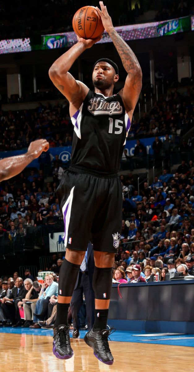 ChaseNCashe's tweet photo. Real Hoop Niggas know word to @RockstarCDR @boogiecousins #ZoomFlightFive http://t.co/d493HIvVNr