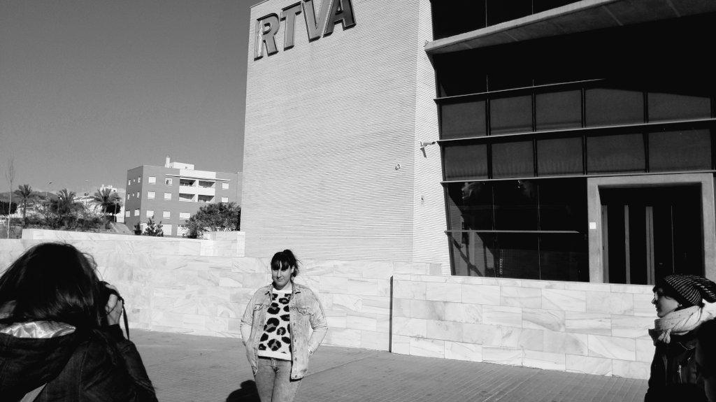AlbertoPTFP's tweet photo. Estamos grabando!! @lalysoldevilla #HablandoEnFemenino #DiaDeLaMujer #2APSD @instialhadra http://t.co/jJFGgll6HV