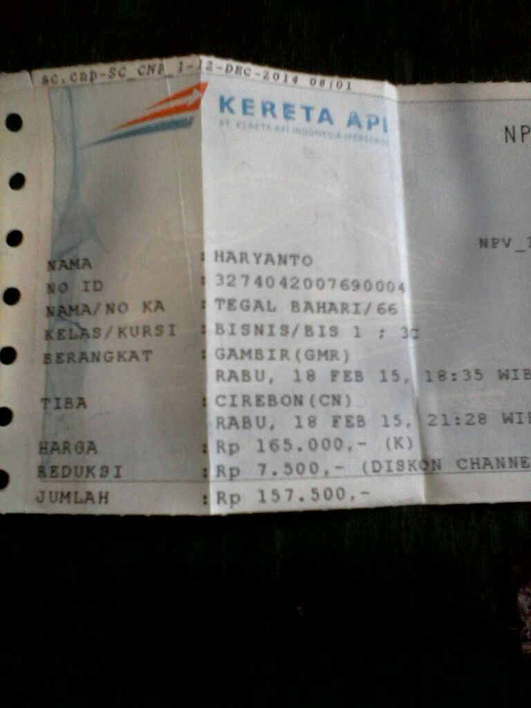 haryanto_tungu's tweet photo. #sahabatKAI walau gak ada jatah promo #GongXiFatChai tetep beli tiket #railfans http://t.co/QH8olwCEuX