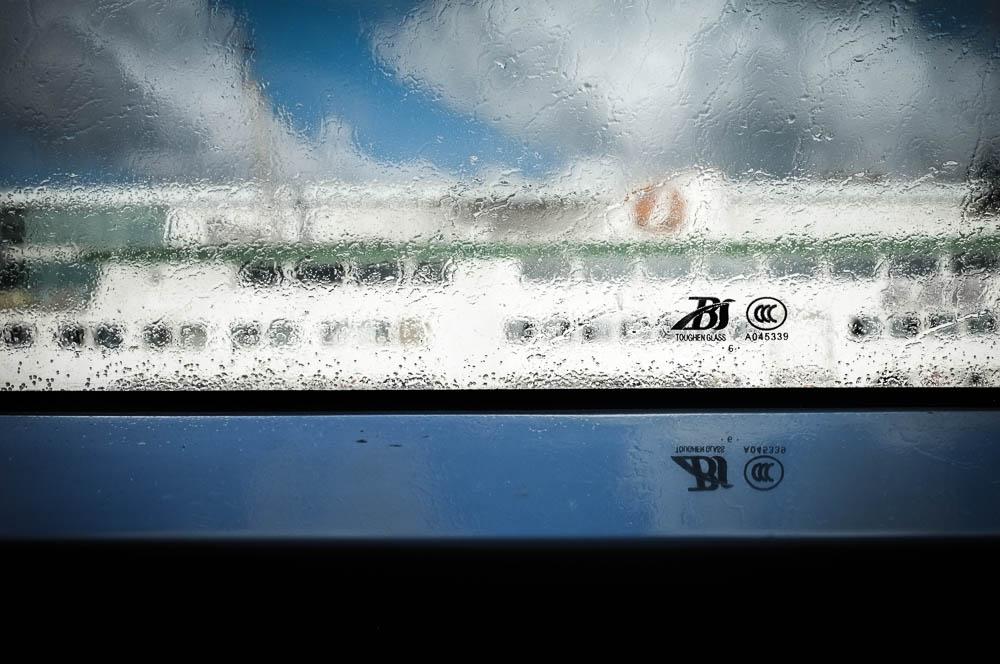 Shootarhyme's tweet photo. Thank you Derek Clark @derekclarkphoto - Central Scotland
(Rhyming on a Hong Kong Ferry) http://t.co/HnUrPrvr1U