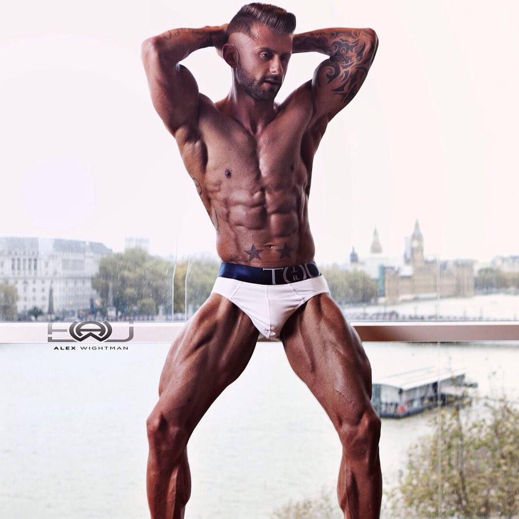 WomensEyeCandy1's tweet photo. Morning girls it's gorgeous @towers_87 with his #bigben ha ha! Checkout this sexyshot by @wightman_alex enjoy x http://t.co/oviBzFWRj5