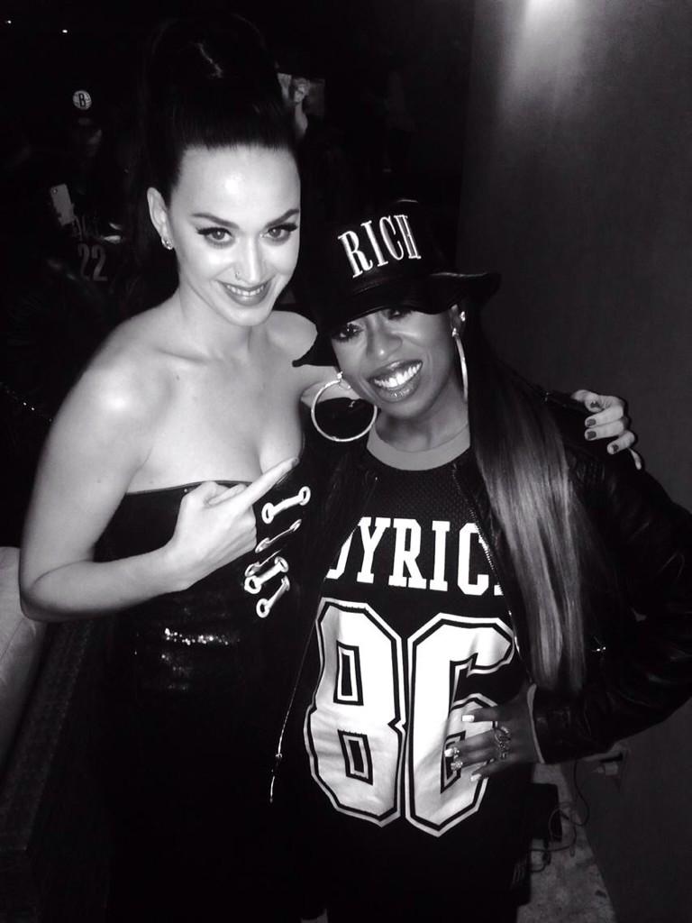 KatyyRoars's tweet photo. Still smiling days later. Thank you to Missy and John for supporting me on my Super Bowl journey. Much love. 💋 http://t.co/V0cEHpFiZg