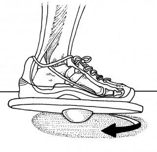 Outside_Run's tweet photo. A sprained ankle can stop your running, so here's how to recover fast: http://t.co/7wgSqraniy http://t.co/OffGIrSjeQ