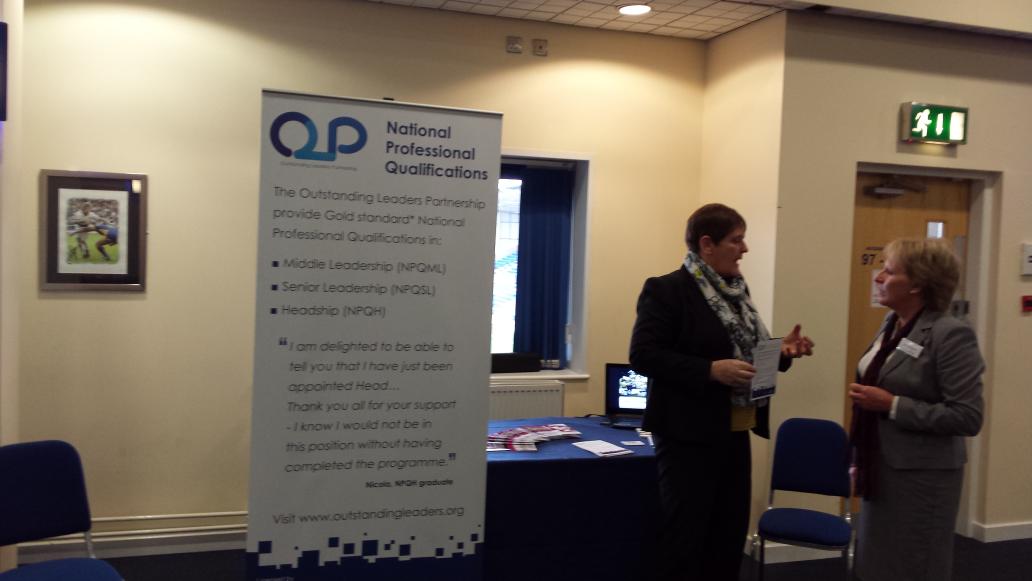 maxiner26613424's tweet photo. #LeadersofTomorrow - RQTs accessing information on leadership training http://t.co/ZMLwINrqSh