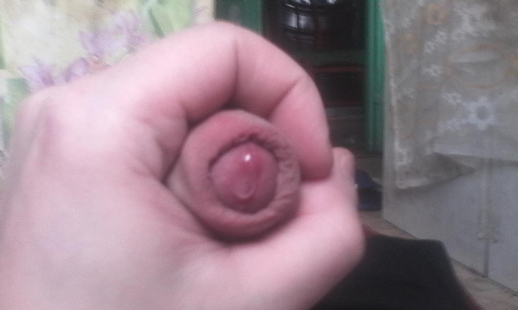 makeevka76's tweet image. Кто будет сосать его!?