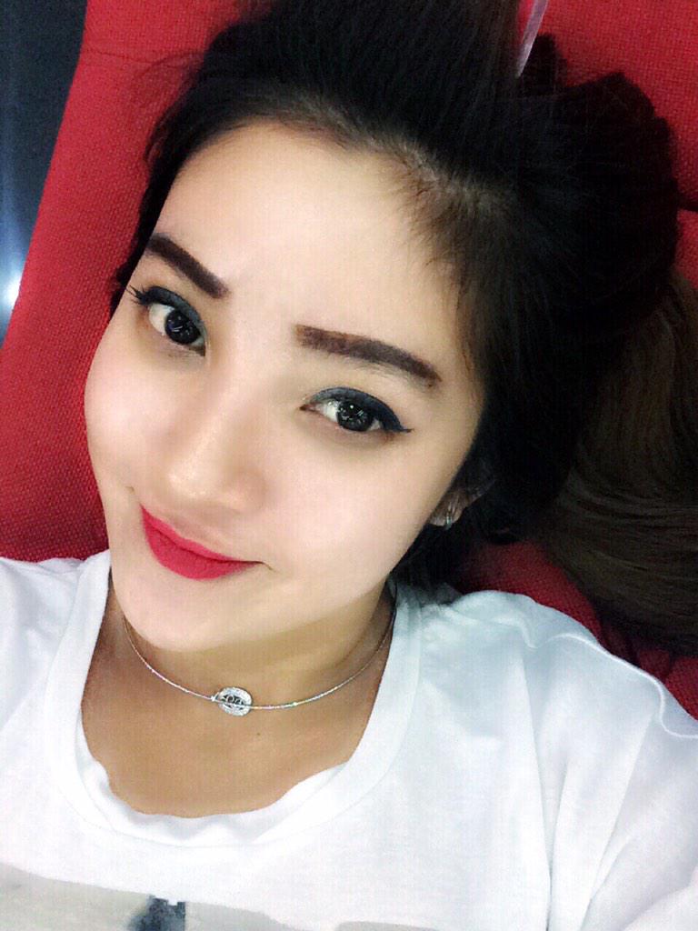 dyanaristaa tweet picture