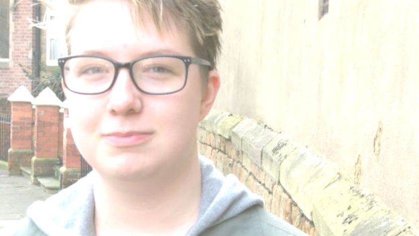 BBCNewsbeat's tweet photo. 441 young people sought transgender help last year.
That's compared to 91 in 2009/2010. http://t.co/5lBjUwnUMO http://t.co/SVb2jtlDzl
