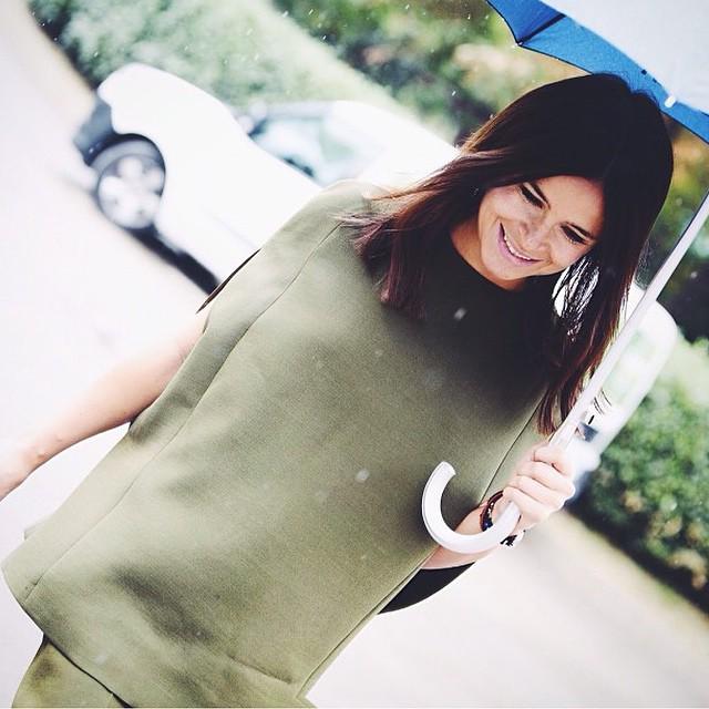MaisonValentino's tweet photo. Throw back Thursday to @miraduma in Paris in total look Valentino #prefall14 #loveherstyle http://t.co/14ktFOOEMQ http://t.co/5bZVf1oa98