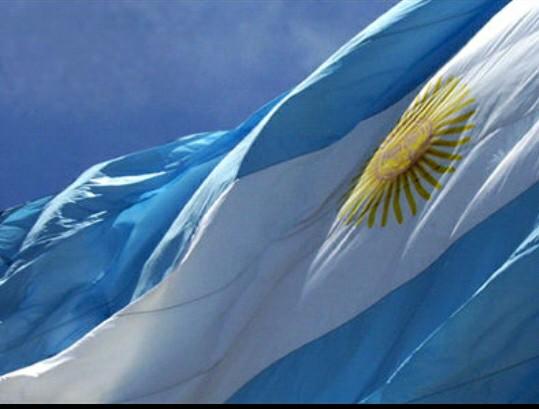 CrisAntiKuKas's tweet image. #18F EN SILENCIO