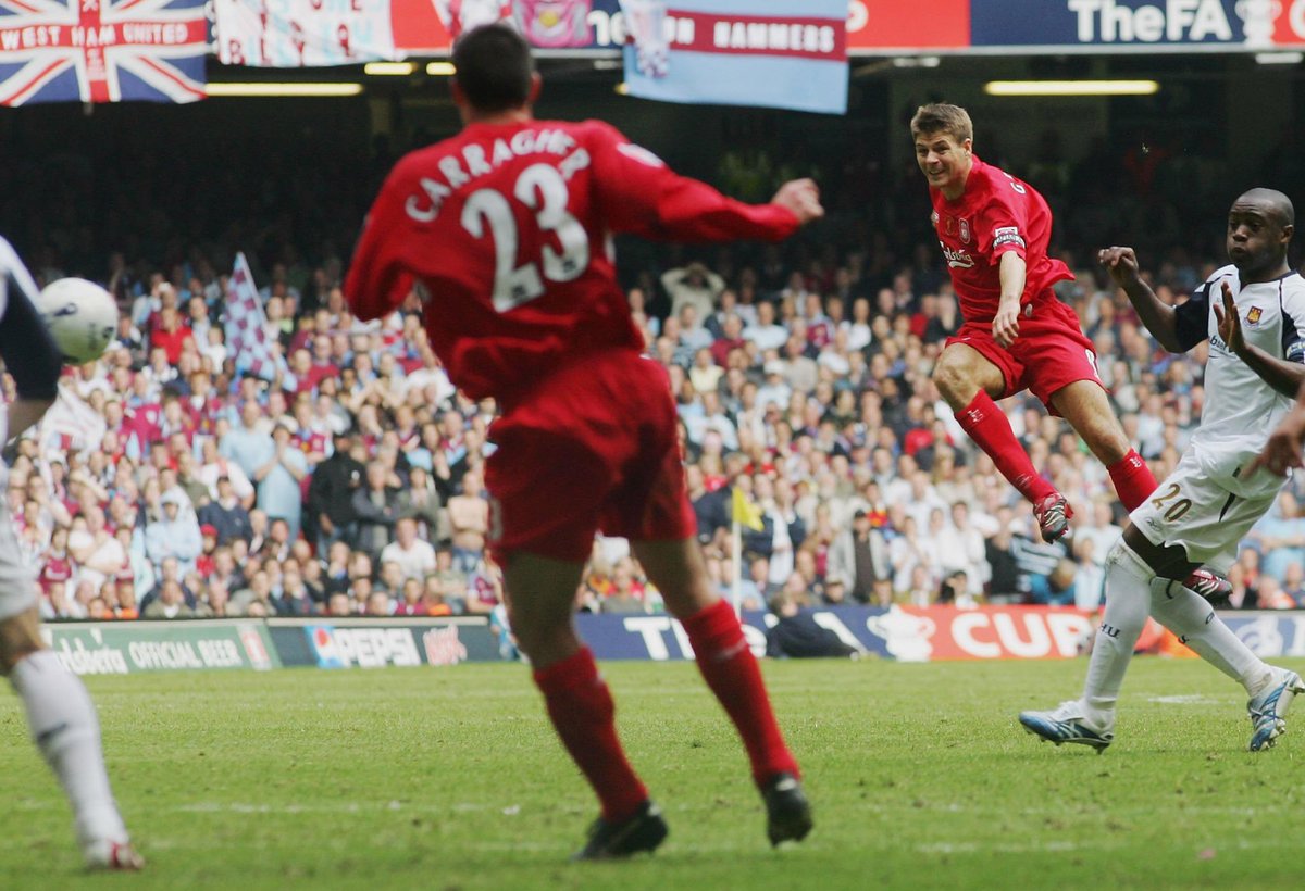 LFC's tweet photo. Steven Gerrard played his 700th #LFC game last night. Here's 10 of his most memorable matches: http://t.co/tc32ahnSPN http://t.co/gUQzzenWa1