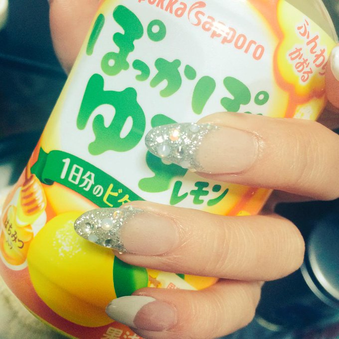 ネイル終わって、帰宅！ ゆずれもんであったまったー（＾_＾） http://t.co/HD0hsxJ6uQ<a href="/tag/%E3%81%8A%E3%82%84%E3%81%99%E3%81%BF%E3%81%AE%E3%82%AD%E3%83%83%E3%82%B9"class="tags"><span>#おやすみのキッス</span></a>