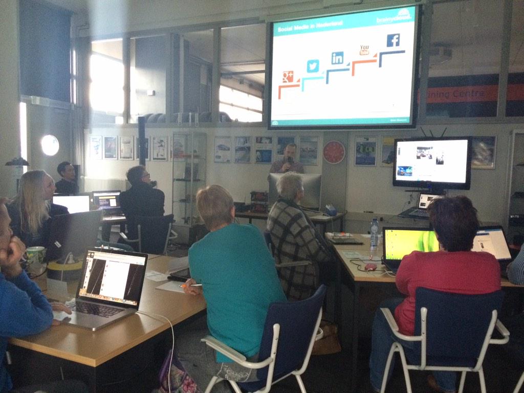 Brainycloud_NL's tweet photo. Live vanuit de #Social #Media #Training #Carxpert #Groupauto Diagnosexpert http://t.co/hZcYOMuTzo