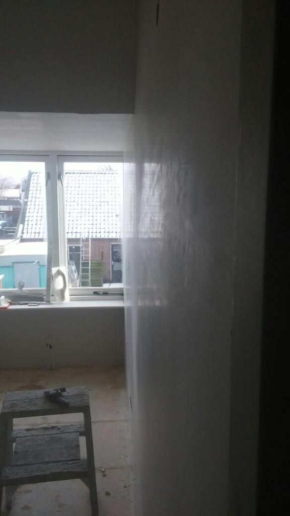 Spiegeltje, spiegeltje aan de wand.. Waar vind je de beste stucadoor van het land? Hier, bij <a href="/OttenStucadoors/">Otten Stucadoors</a> #Knauf