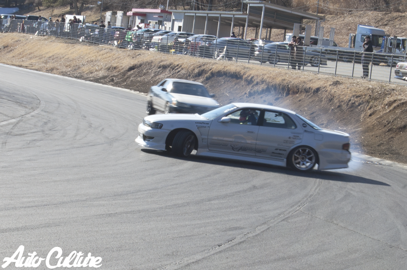 AutoCultureJ's tweet photo. @HIROTA_TOMOKAZU Personal car D1 driver Hirota-san! #Toyota #Cresta #JZX90 #drift #reverseentry #d1gp #autoculture http://t.co/3hSgEWeULd