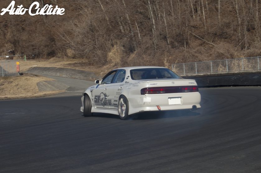 AutoCultureJ's tweet photo. @HIROTA_TOMOKAZU Personal car D1 driver Hirota-san! #Toyota #Cresta #JZX90 #drift #reverseentry #d1gp #autoculture http://t.co/3hSgEWeULd