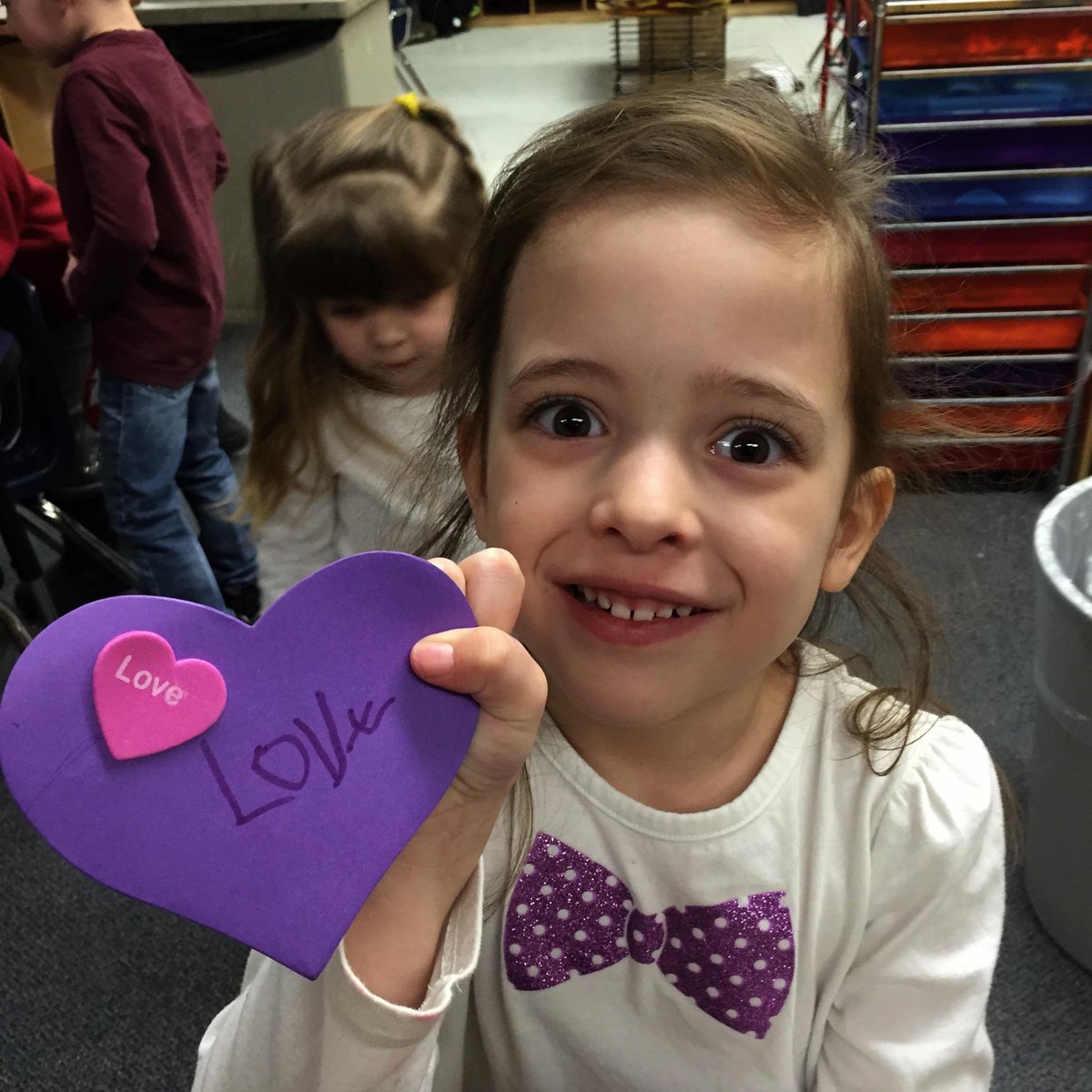 Hauckll's tweet photo. Ali and Norah showing their writing skills
#FultonPLN http://t.co/YVUIX2ICMb