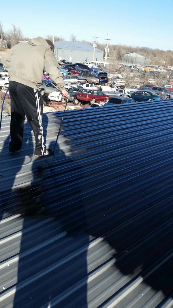 rooftite's tweet photo. Applying the waterproof protectant http://t.co/HIJ1xtBaqP