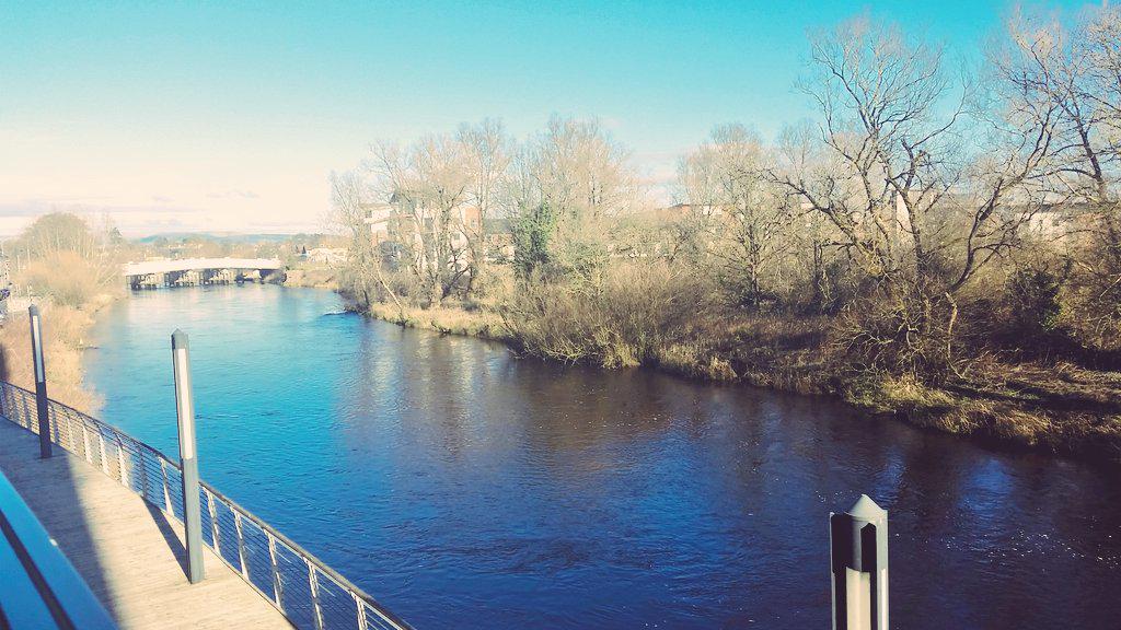 Babyb_212's tweet photo. Gorgeous day to chill out here with a coffee #limerick #minitipp #absolutehotel @AbsoluteHotelGM @goharosen http://t.co/3Q2oQ7W7gy