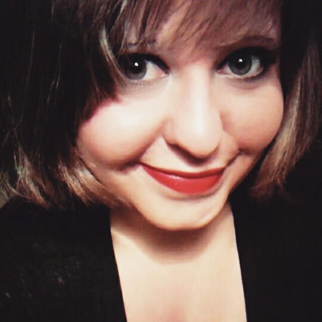 ForeverAJoy's tweet image. #tbt #selfie #2012 #rubyredlips 💋😊