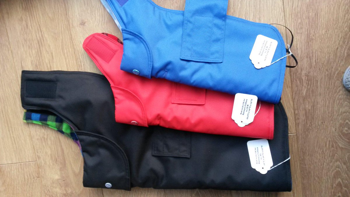 BarneysCollars's tweet photo. We now have a gorgeous range of dog coats. Super warm, stylish and great value . Here are just a few... #NEFollowers http://t.co/9NpNhTyjUG