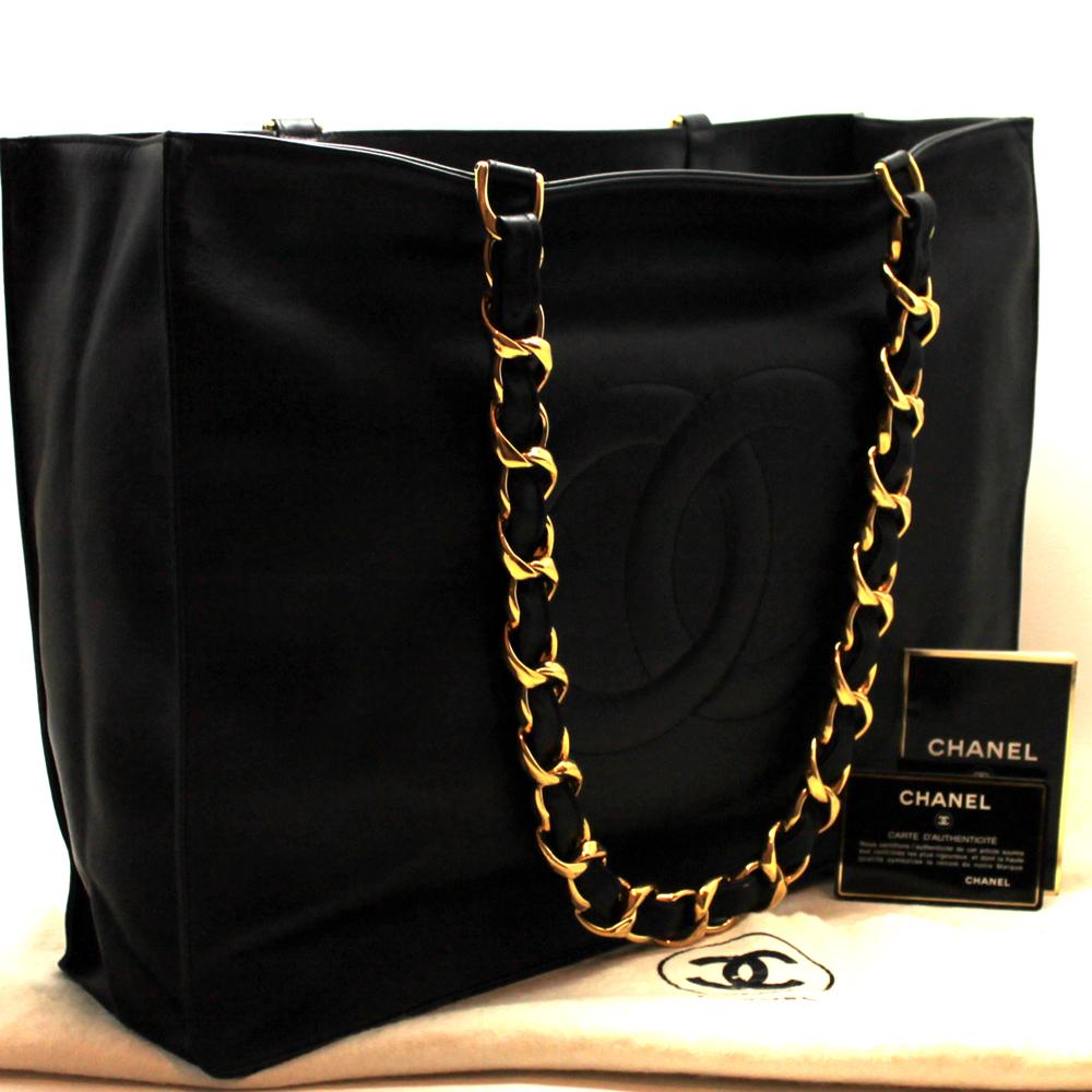 Check EX! AUTHENTIC CHANEL JUMBO LARGE CHAIN SHOULDER BAG LEATHER BLACK LAMBSKIN 493 #CHANEL ebay.com/itm/EX-AUTHENT…
